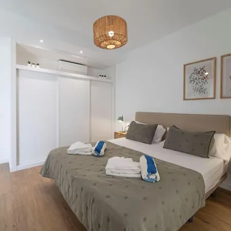 Luxe Verwarmd Zwembad Uitzicht Op De Bergen Rustige Woonwijk Βίλα *