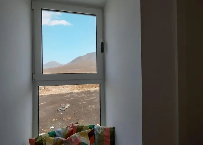 Luxe Verwarmd Zwembad Uitzicht Op De Bergen Rustige Woonwijk Villa *