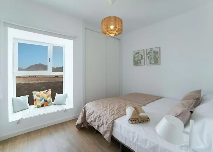 Luxe Verwarmd Zwembad Uitzicht Op De Bergen Rustige Woonwijk Villa