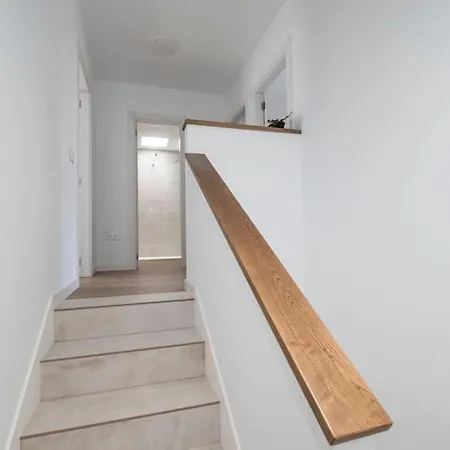 Luxe Verwarmd Zwembad Uitzicht Op De Bergen Rustige Woonwijk Вилла *